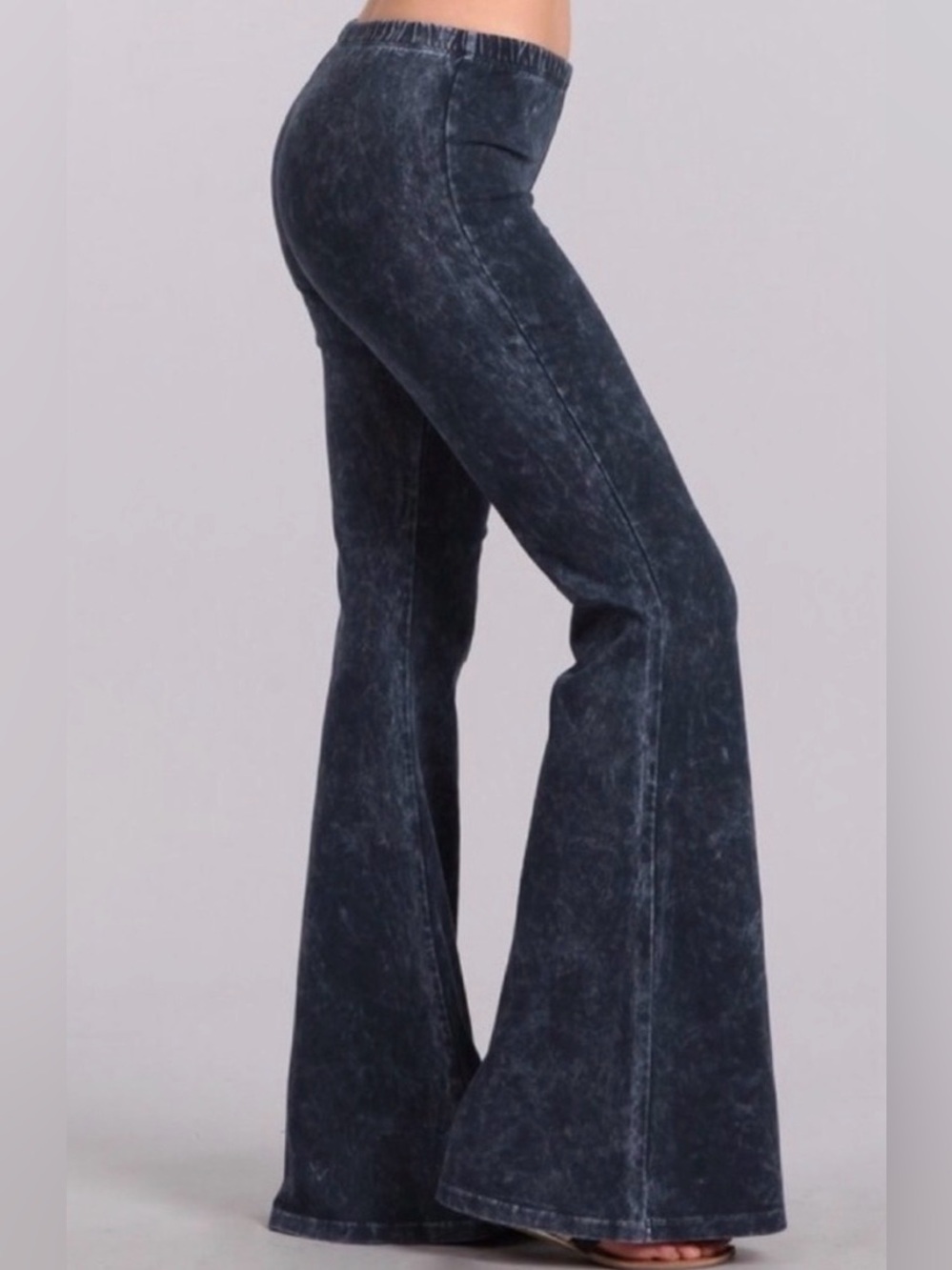 Chatoyant Blue Acid Wash Stretchy Flare Pants Size M EUC